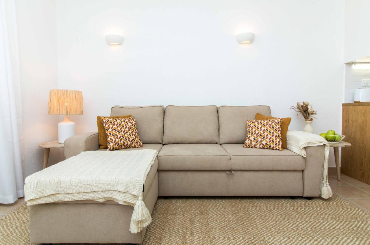 Apartment Oura 7 *
